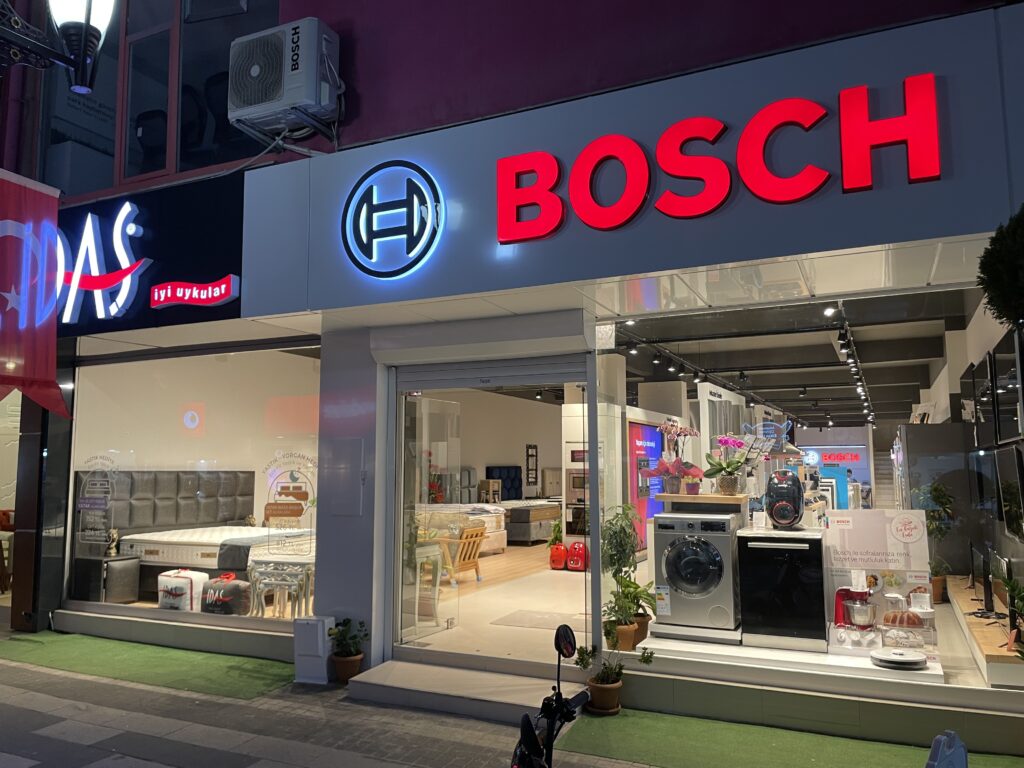 Bosch mağazamızın cephesi